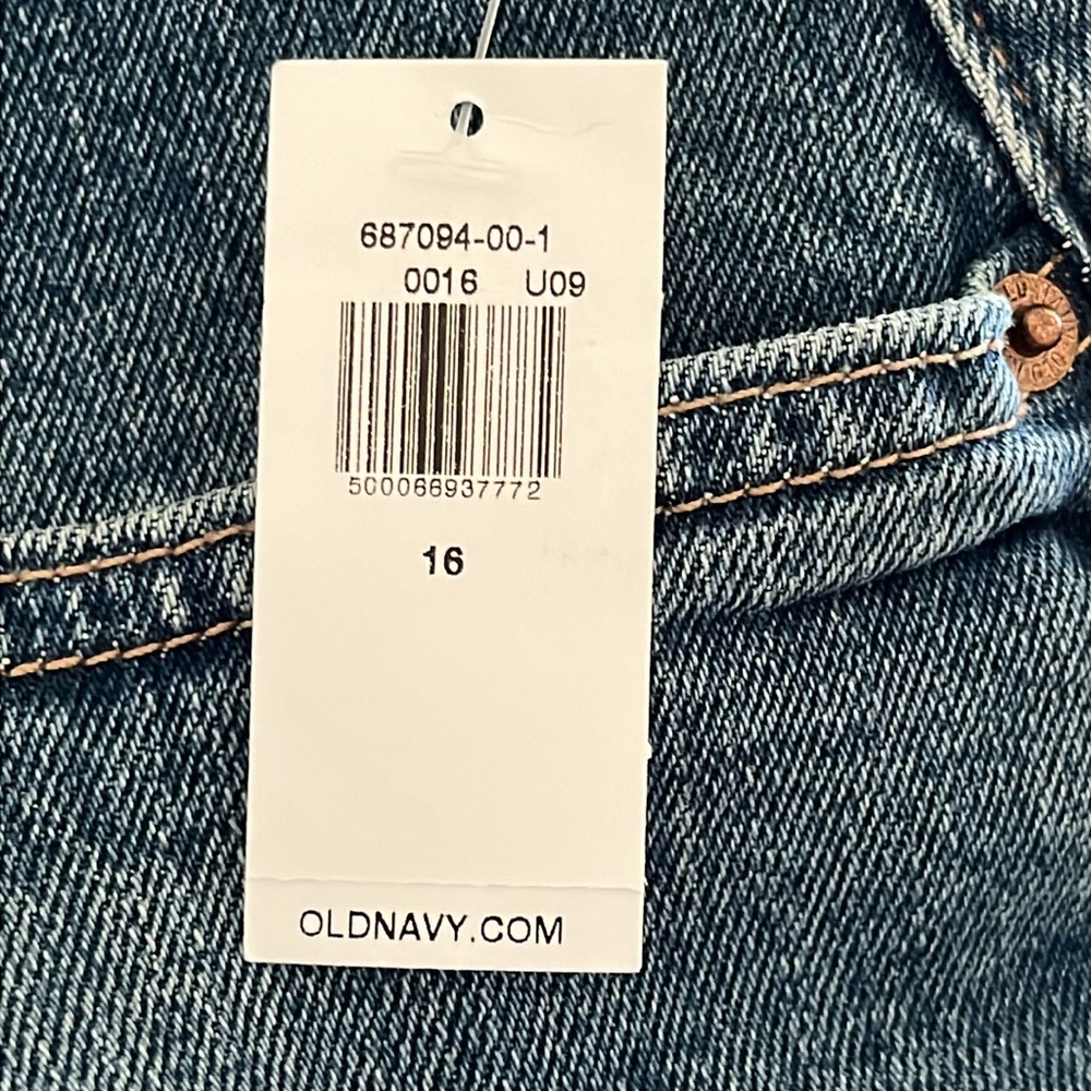 NWT Old Navy SKY-HI EXTRA HIGH RISE SHORT 7” Inseam CUT OFF JEANS SHORTS Size 16 - Picture 5 of 9